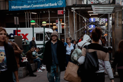 A walk through time, in focus and out of focus: A Photographic Journey Through New York's Time Square!