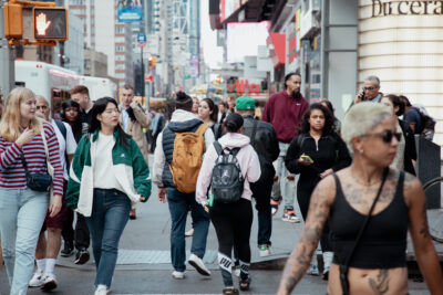 A walk through time, in focus and out of focus: A Photographic Journey Through New York's Time Square!