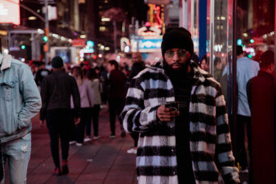 A walk through time, in focus and out of focus: A Photographic Journey Through New York's Time Square!